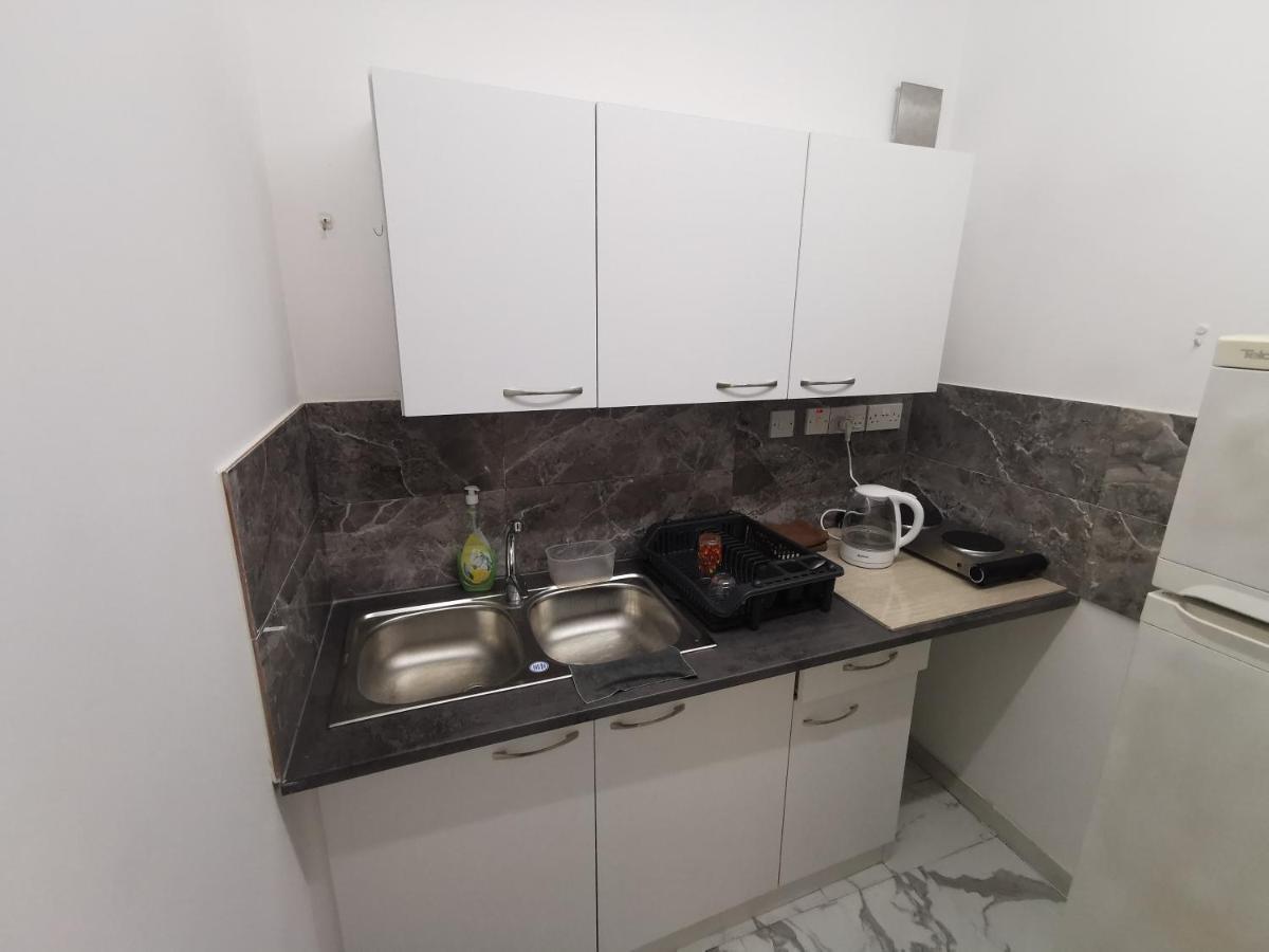 Lovely Cozy Apartment In The Entrance Of Nicosia Aglantzia Exteriör bild